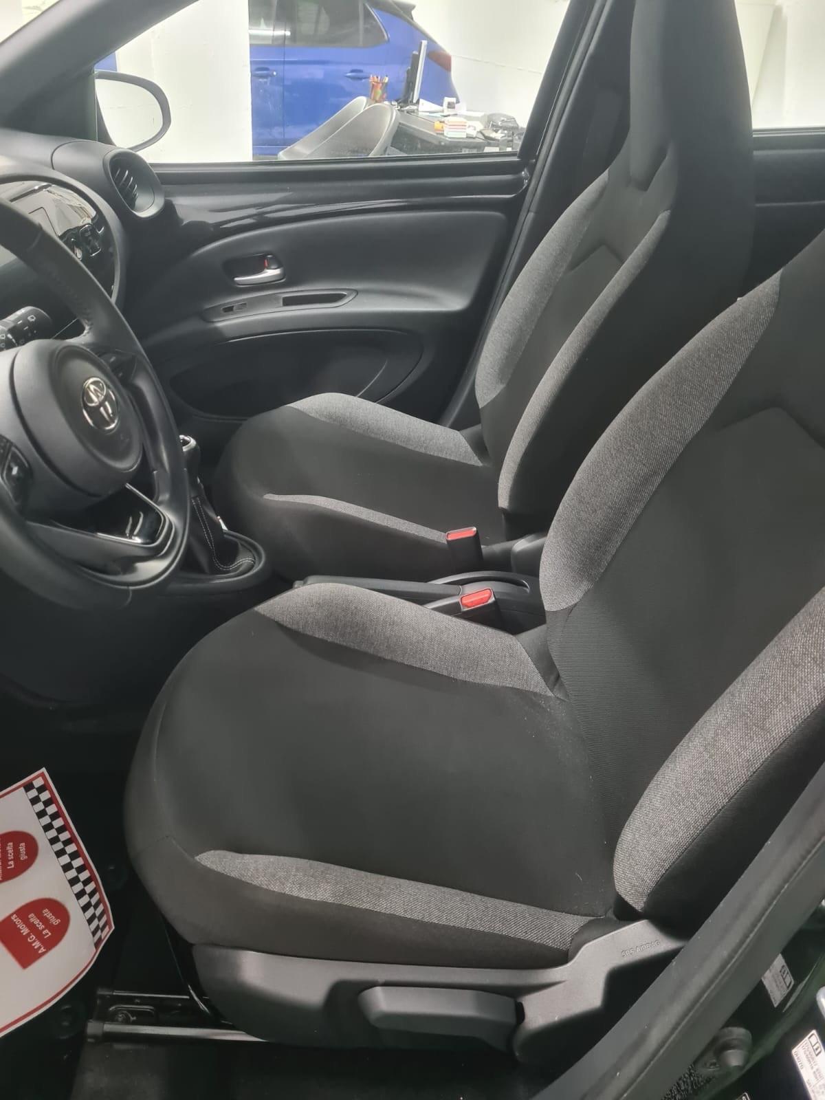 Toyota Aygo X 1.0 VVT-i 72 CV 5 porte Lounge Air