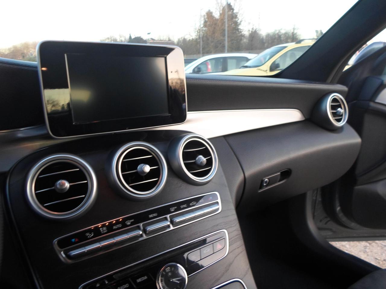 Mercedes-benz C 220 d Auto 4Matic Coupé Premium