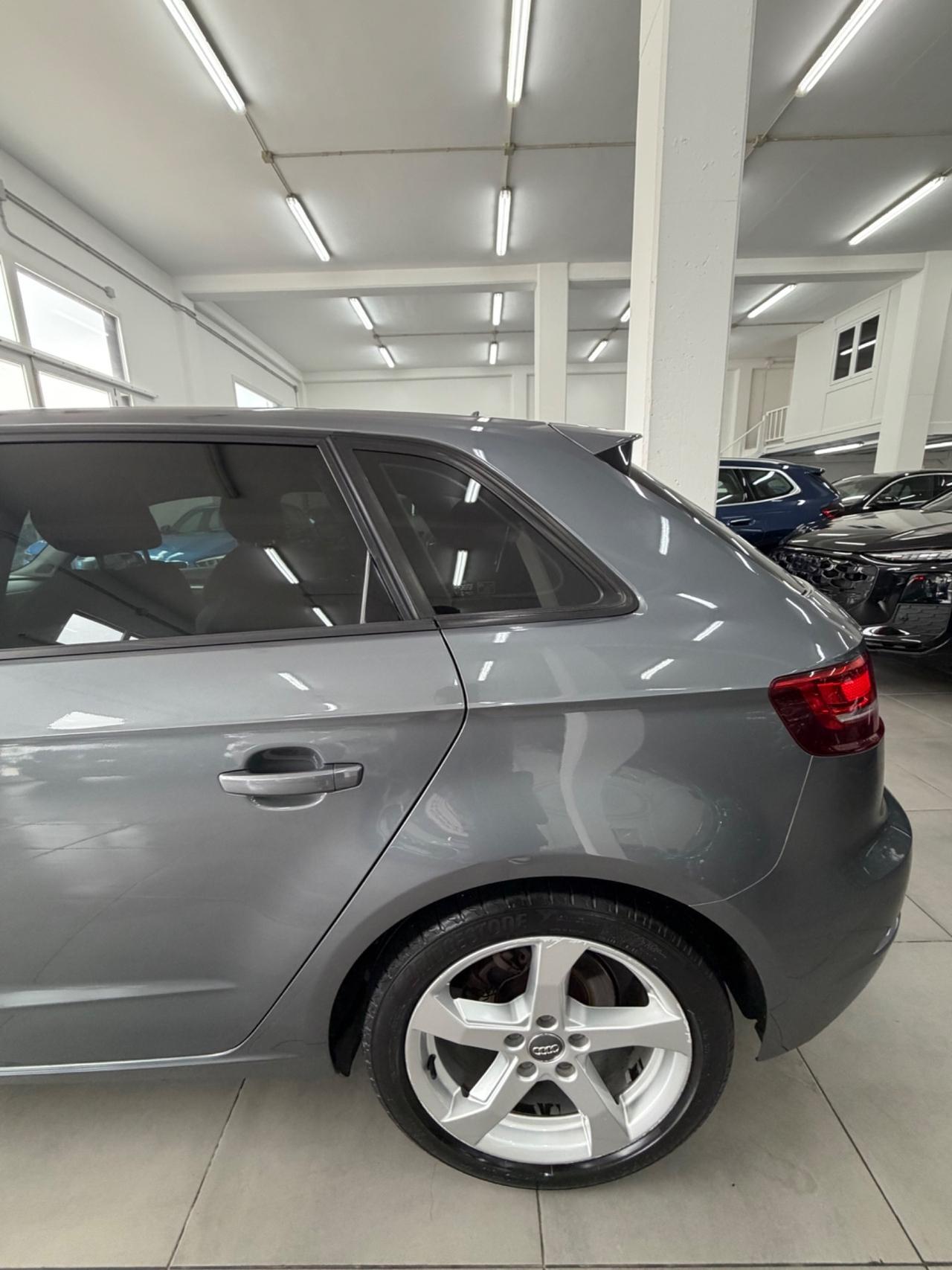 Audi A3 SPB 1.6 TDI 116 CV Sport FINANZIABILE