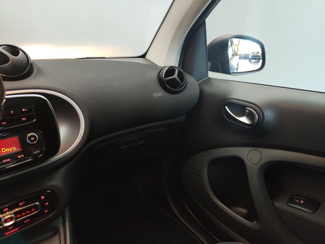 SMART Fortwo III 2015 900 T 90CV TWINAMIC PASSION