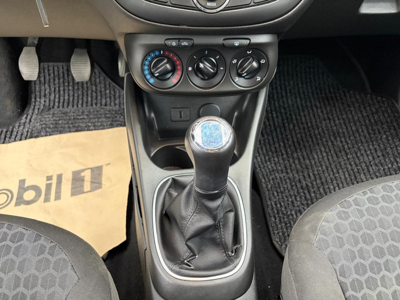Opel Corsa 1.4 90CV GPL Tech 5 porte Innovation