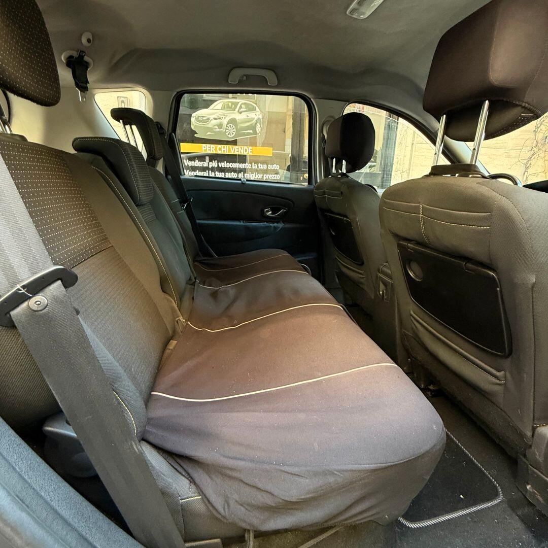 Renault Scénic 1.5 dCi 110CV EDC Luxe