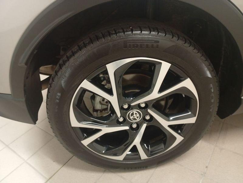 Toyota C-HR C-HR 1.8 Hybrid E-CVT Style