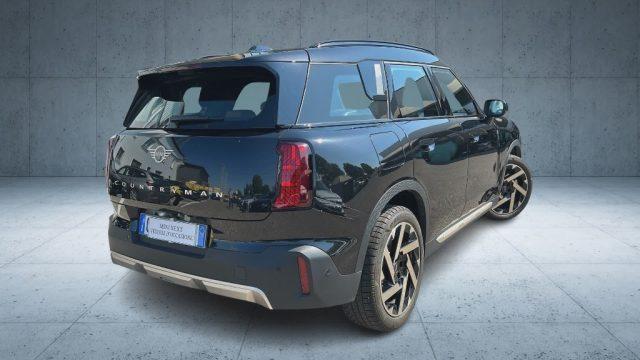 MINI Countryman C Favoured Countryman + Pacchetto M