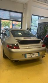 Porsche 911 996 Carrera 4 Coupé