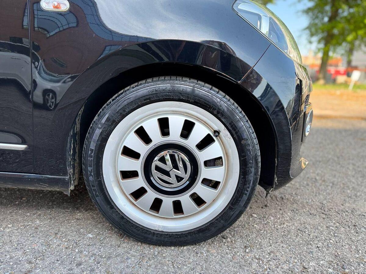 Volkswagen up! 1.0 Move up! 75cv 5p asg
