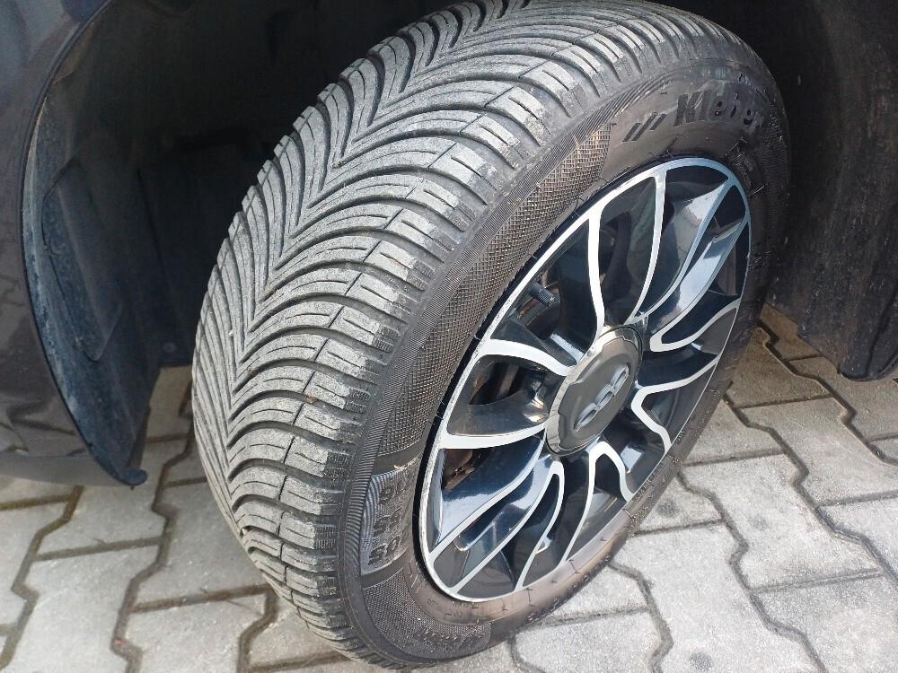 Fiat 500L 0.9 TwinAir Turbo Natural Power Lounge