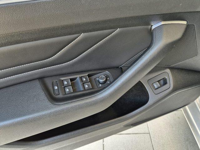 VOLKSWAGEN Passat Variant 2.0 TDI SCR EVO DSG Executive