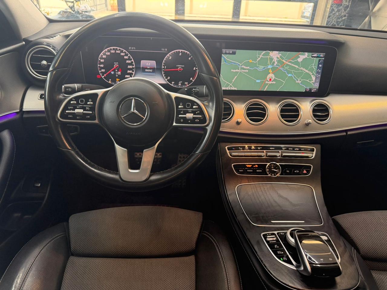 Mercedes-benz E 220 d Auto Premium Plus