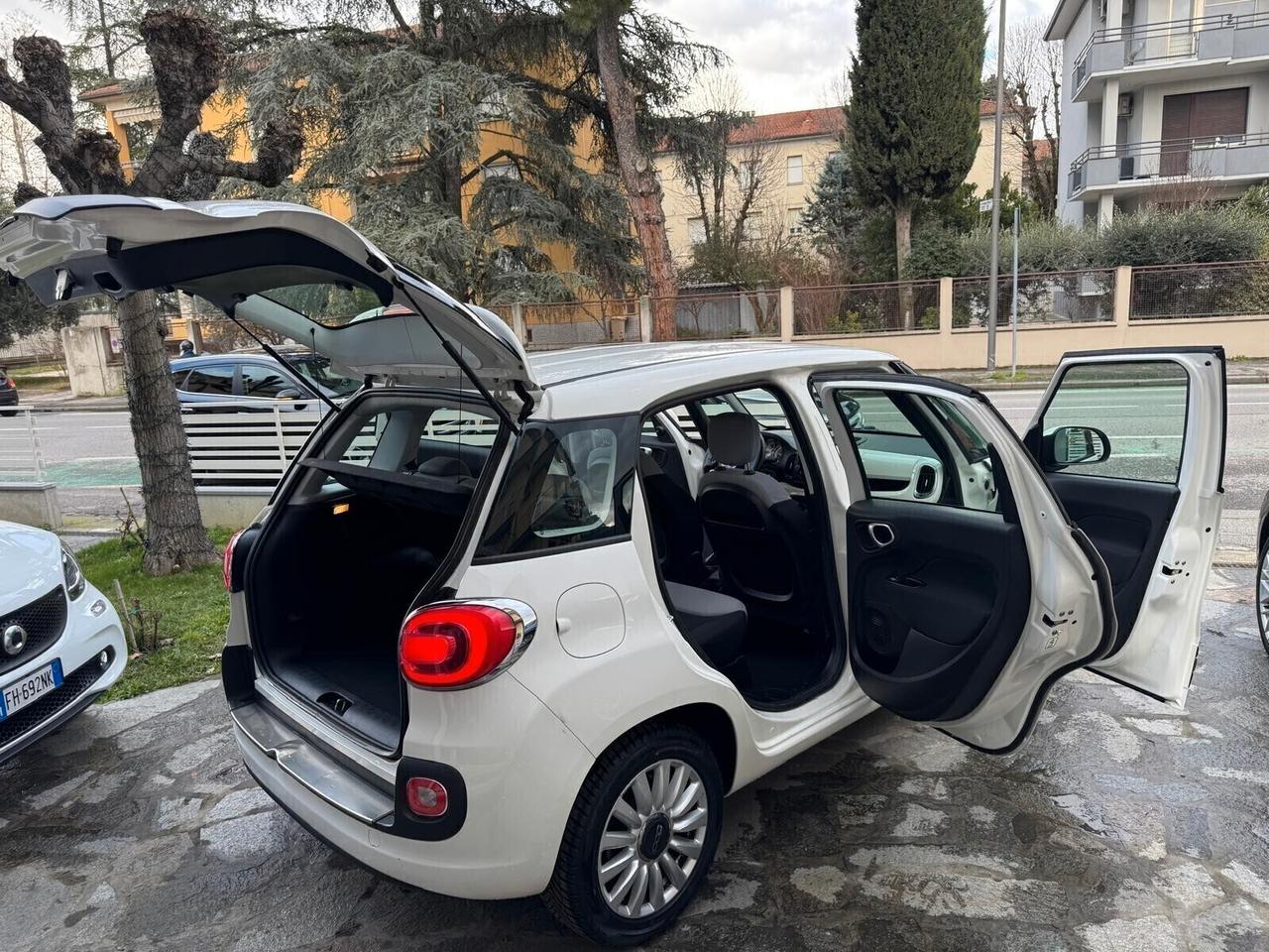 FIAT 500L 1.6 Multijet 105cv LOUNGE NEOPATENTATI