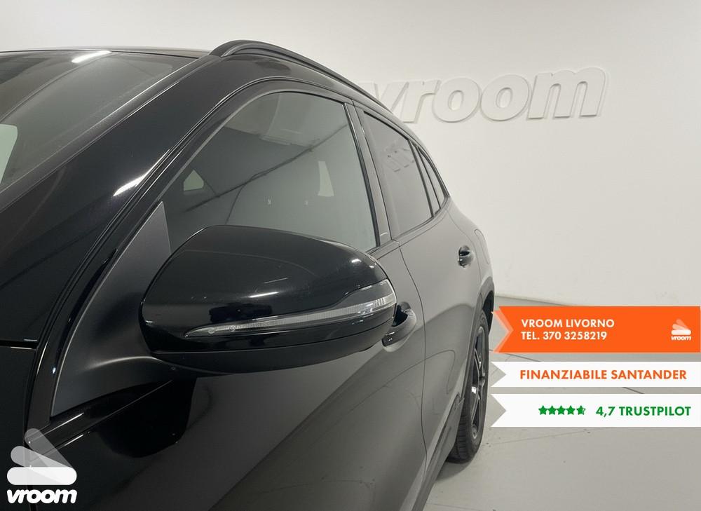 MERCEDES GLA (H247) GLA 200 d Automati...