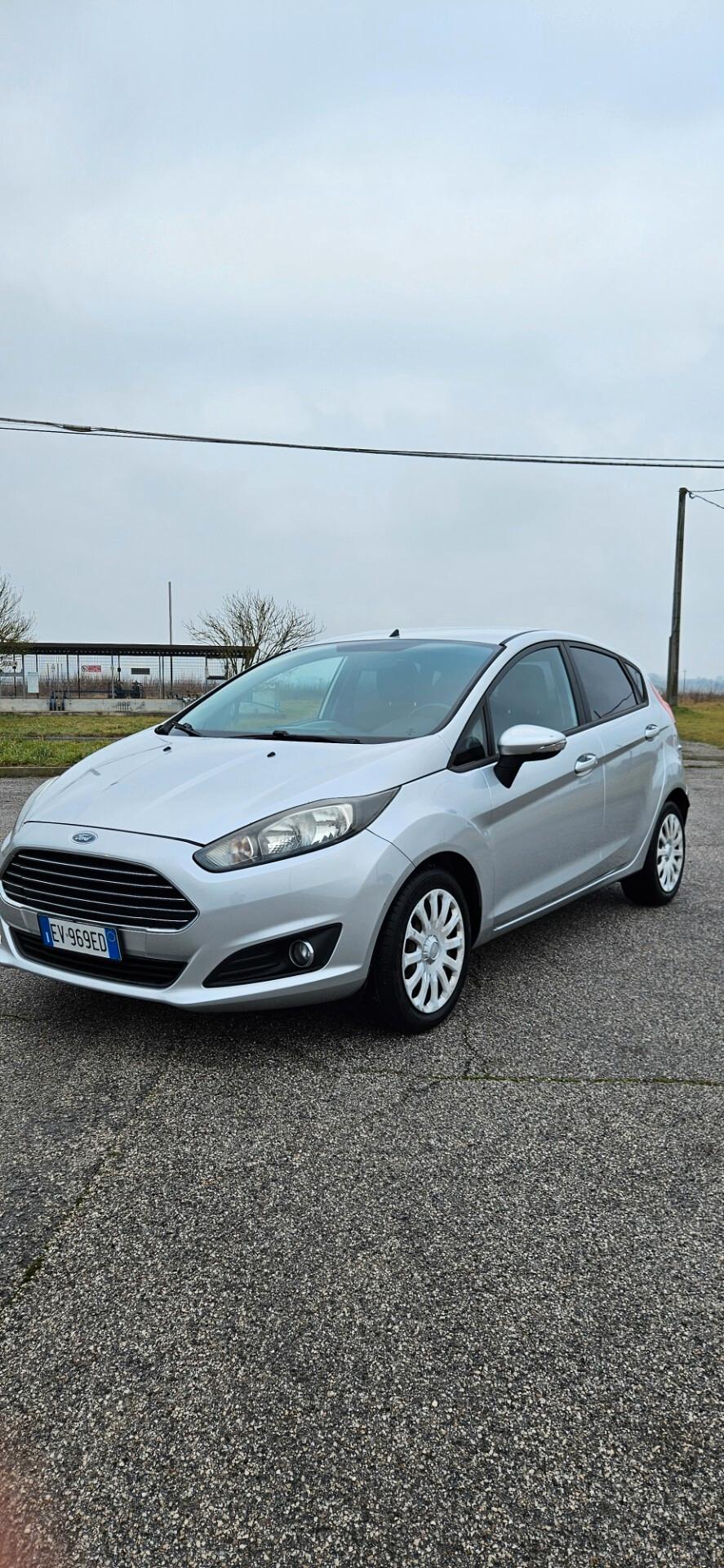 Ford Fiesta 1.5 TDCi 75CV 5 porte Titanium