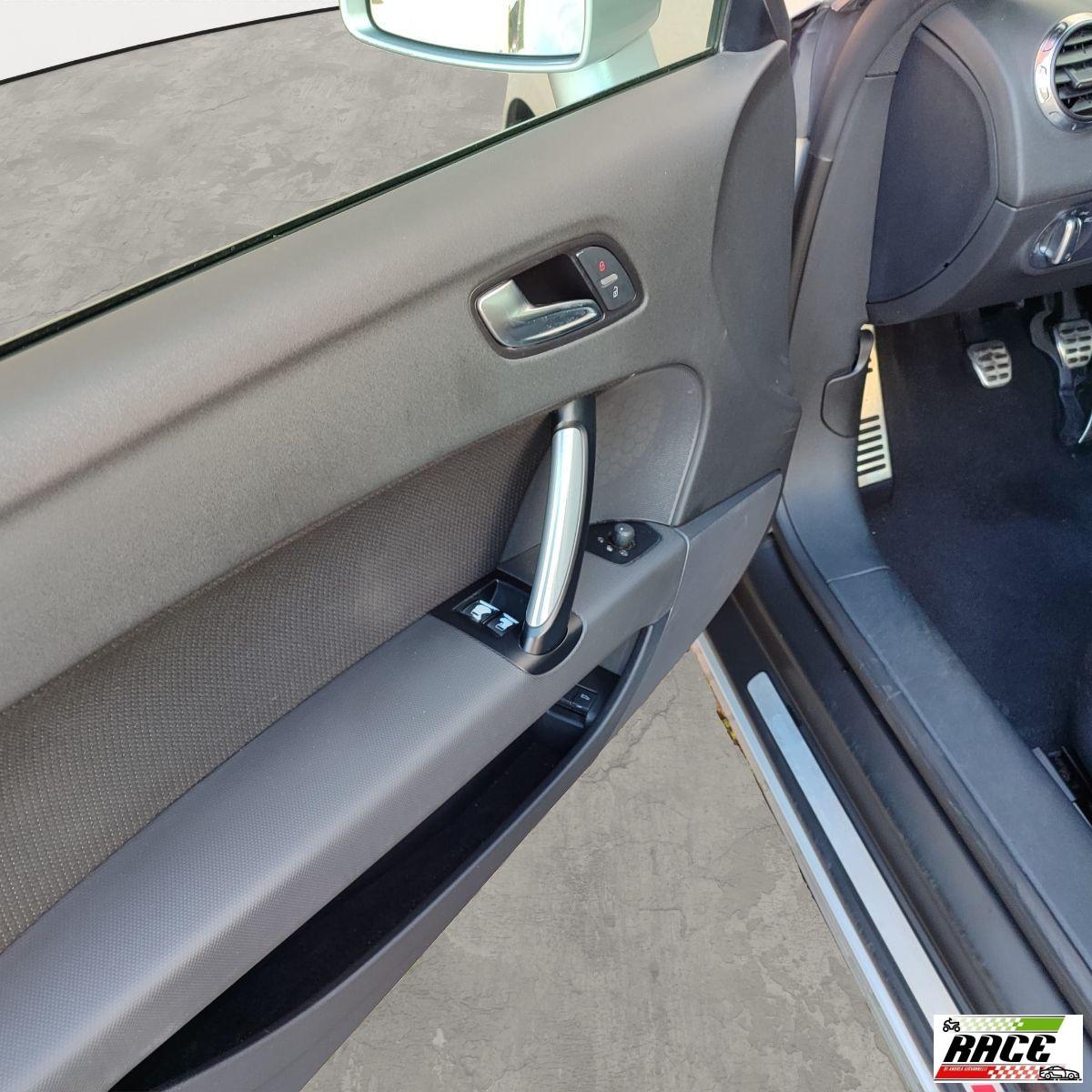 AUDI - TT Coupè - 2.0 TDI ultra S line