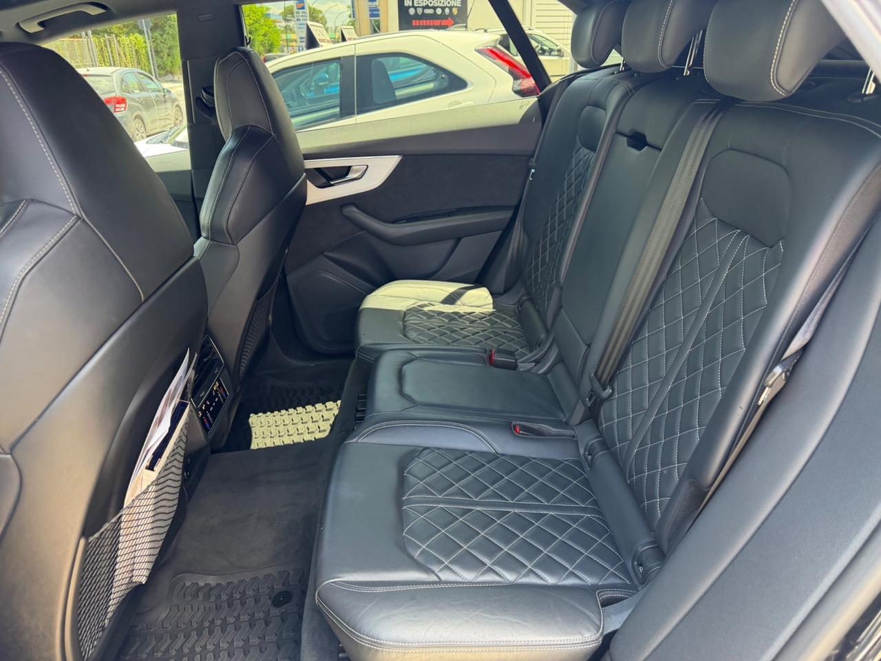 Audi Q8 50 TDI 286 CV quattro tiptronic Sport