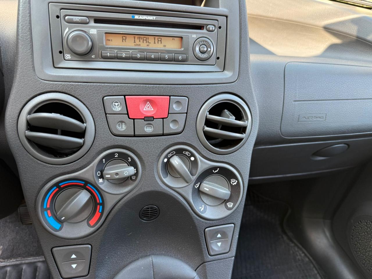 Fiat Panda 1.2 Dynamic 69cv E5 5 POSTI