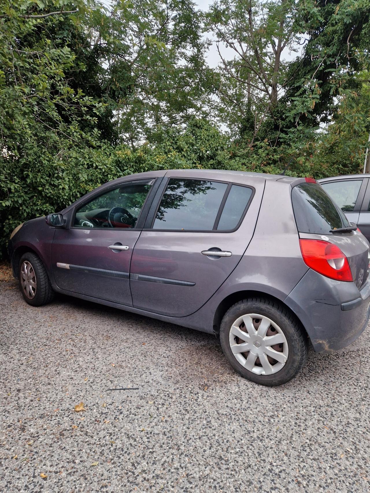 Renault Clio Storia 1.2 benz 75 CV - Garanzia 12 Mesi