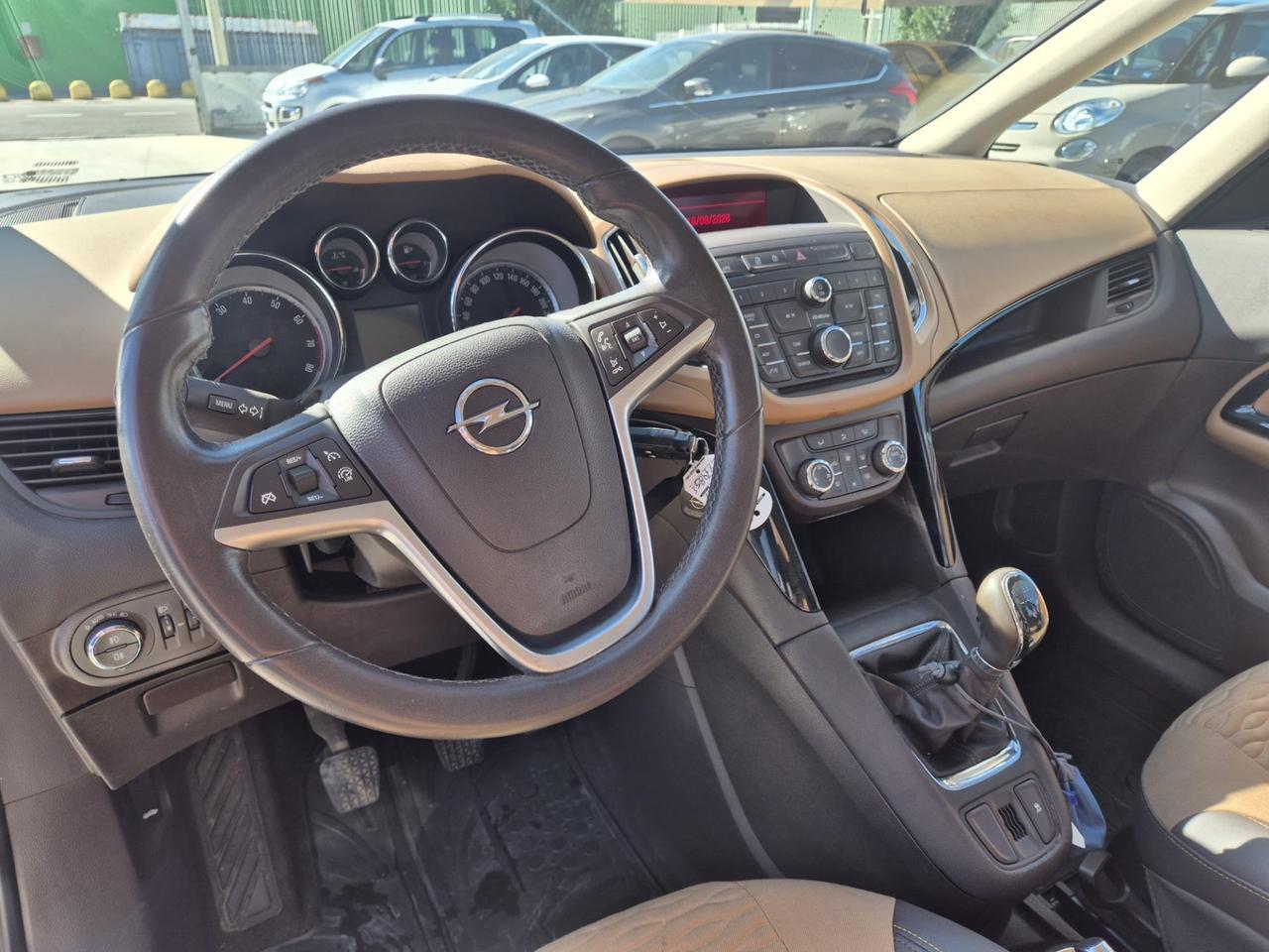 Opel Zafira Tourer 1.4 Turbo 140CV GPL Cosmo