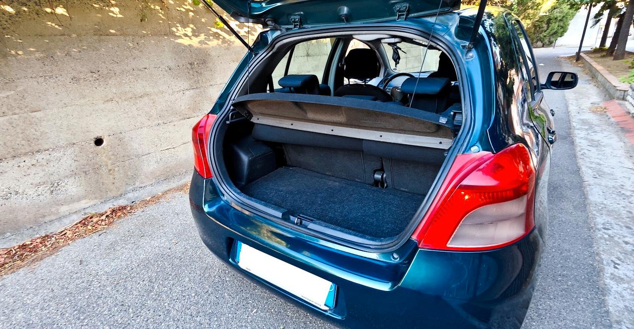 Toyota Yaris 1.4 D-4D 5 porte Sol