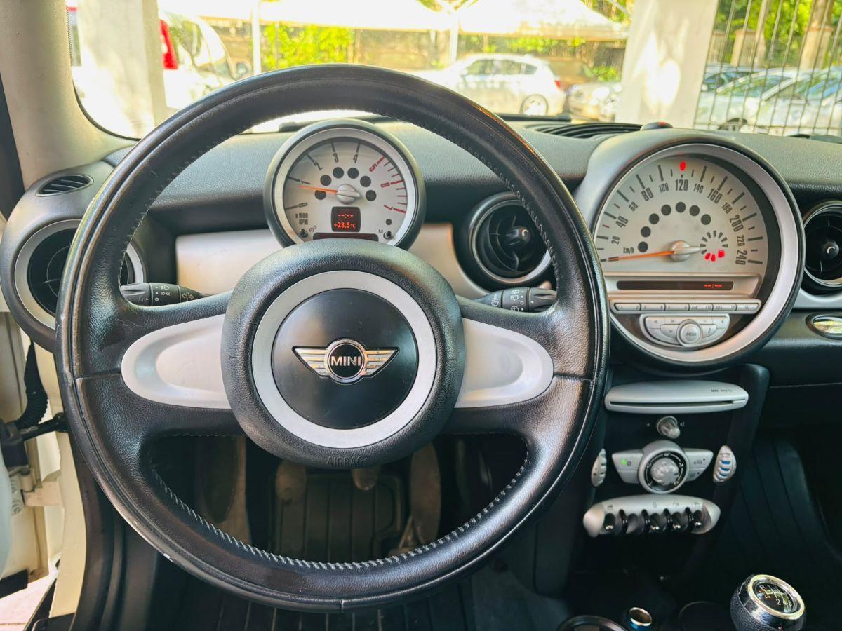 Mini Cooper D 1.6 16V Sport Pack