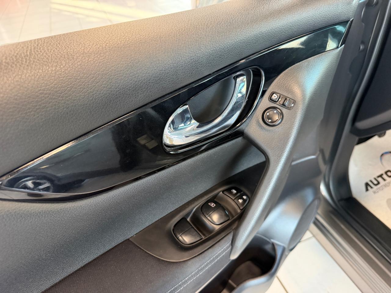 Nissan Qashqai 1.5 dCi N-Connecta