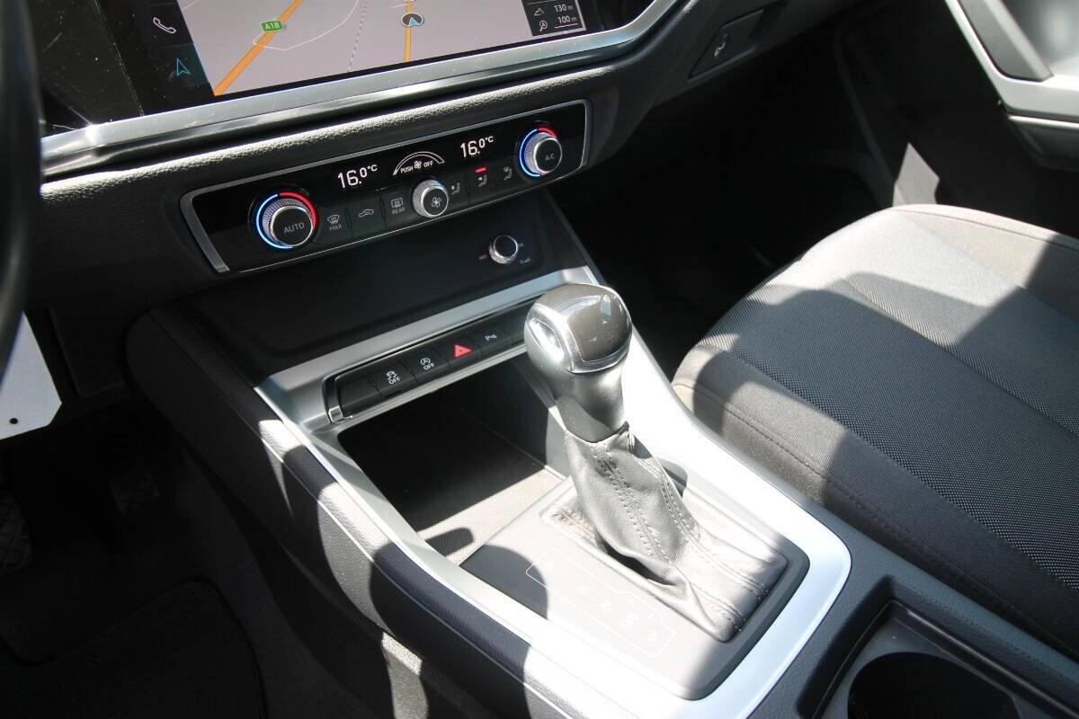 Audi Q3 35 TDI S tronic Business 150cv|12.2018