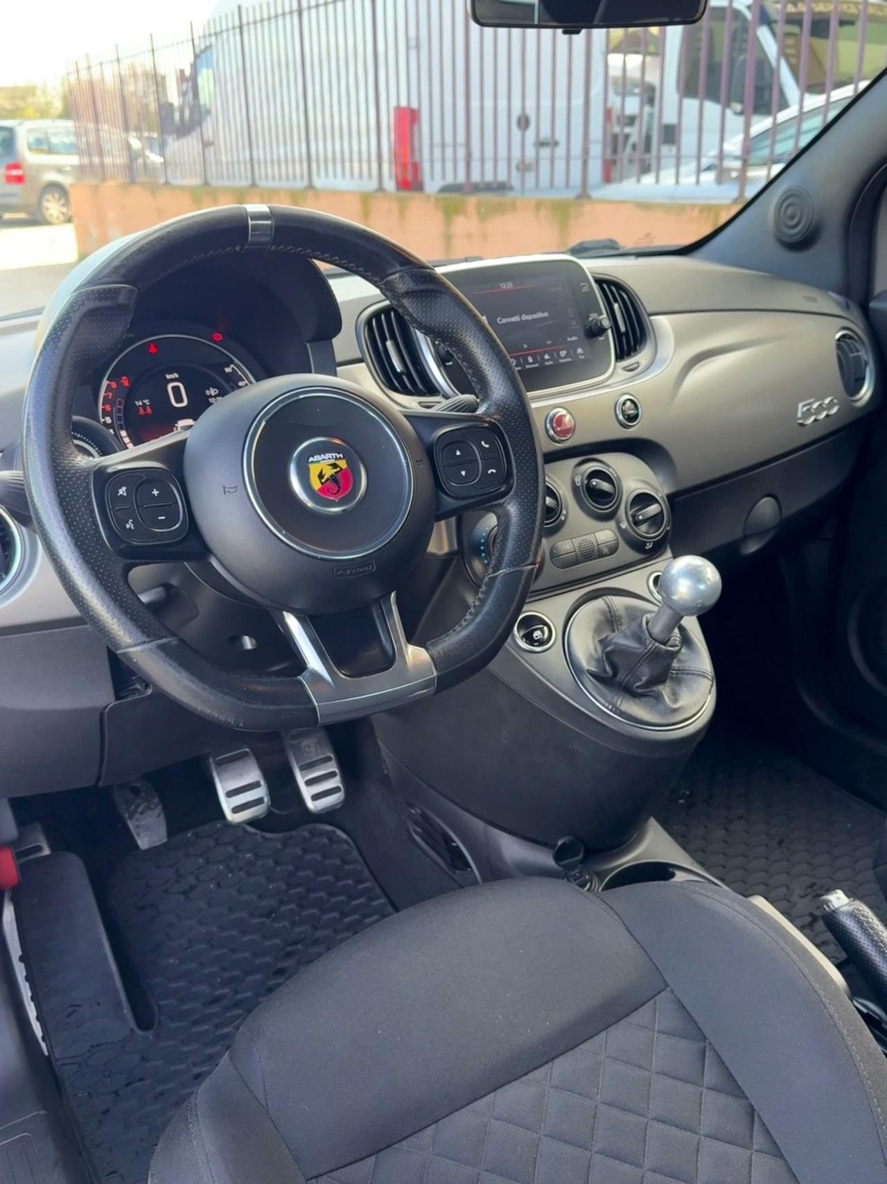 Abarth 595 1.4 Turbo T-Jet 165 CV Turismo