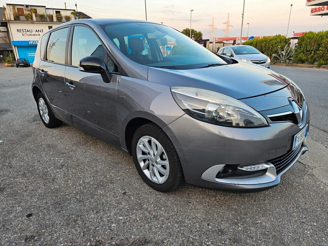 Renault Scenic XMod 1.5 dCi 95CV Limited