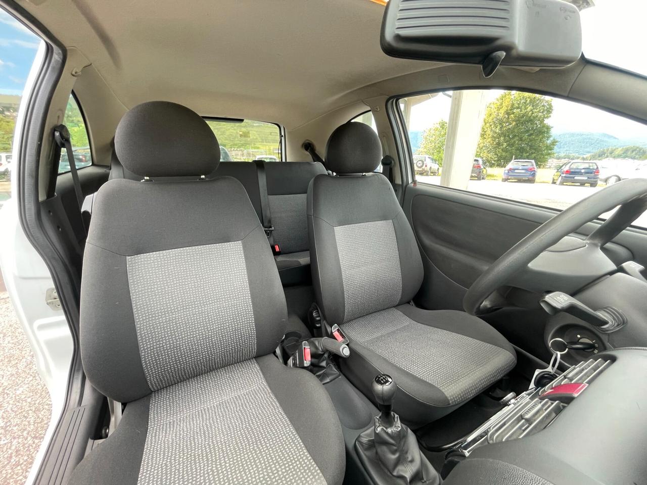 Opel Corsa 1.0 12V 3 porte "KM 81.000"
