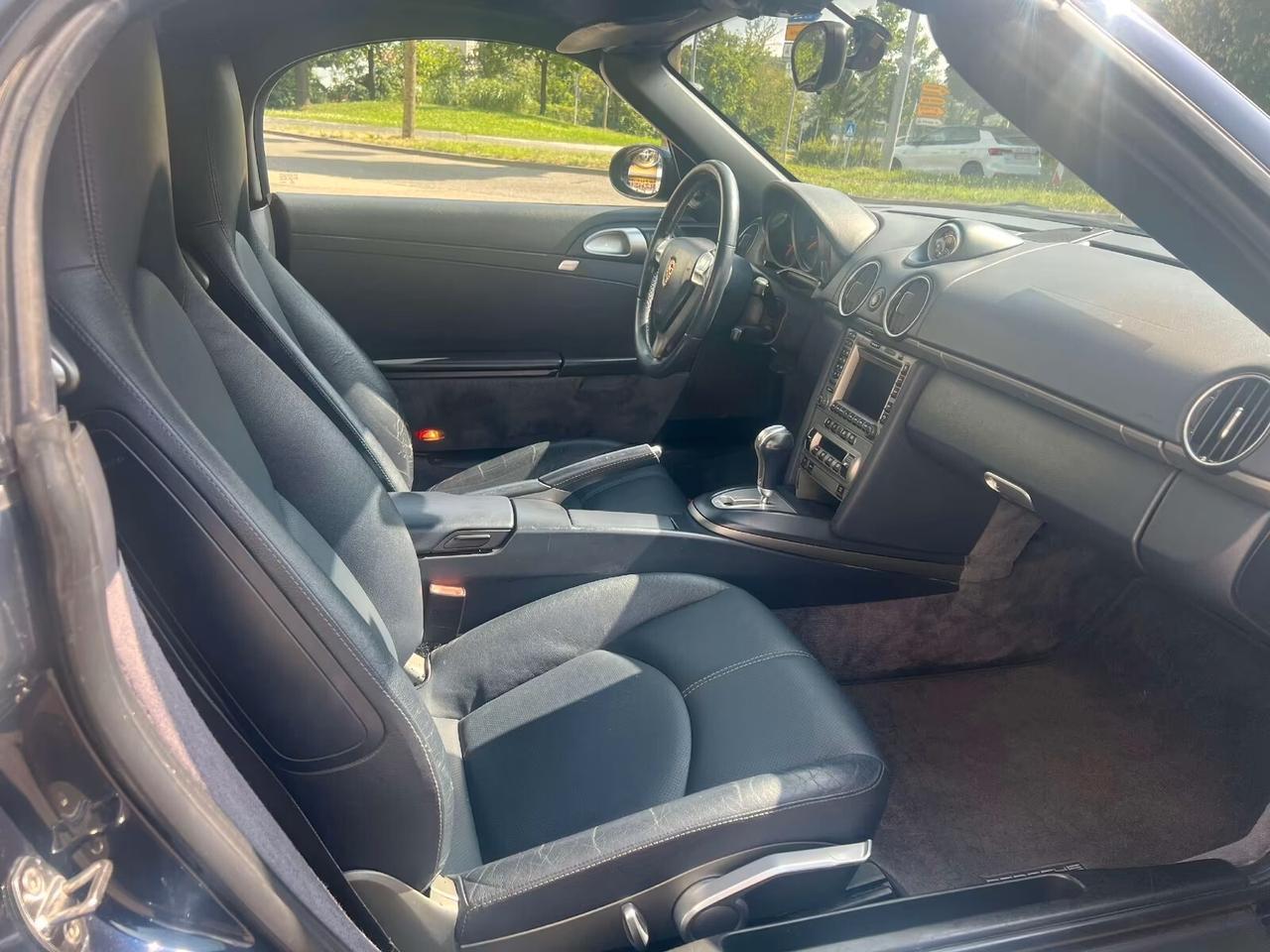 Porsche Boxster 2.7 24V (Hardtop)