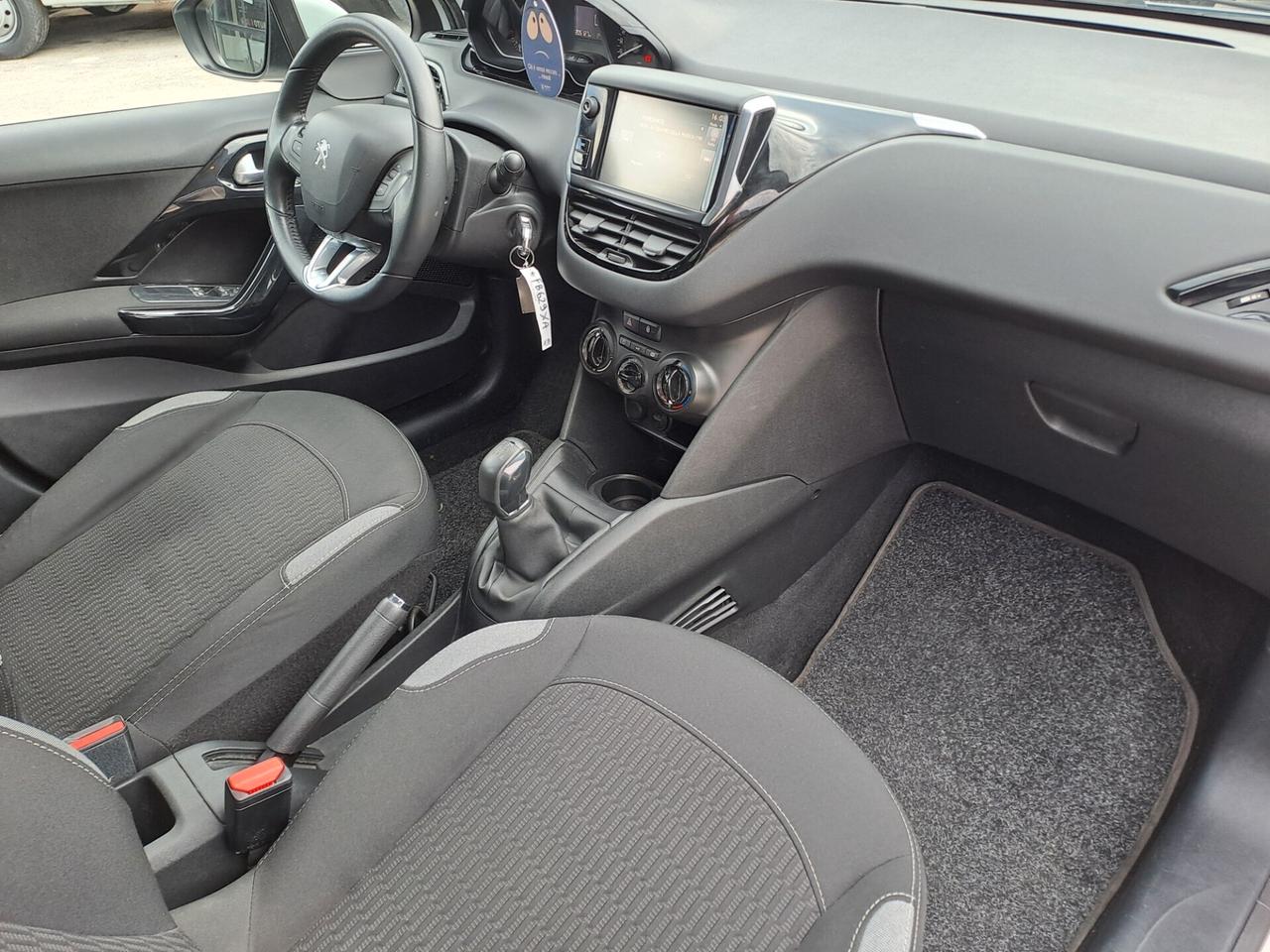 Peugeot 208 BlueHDi 75 Allure Restayling