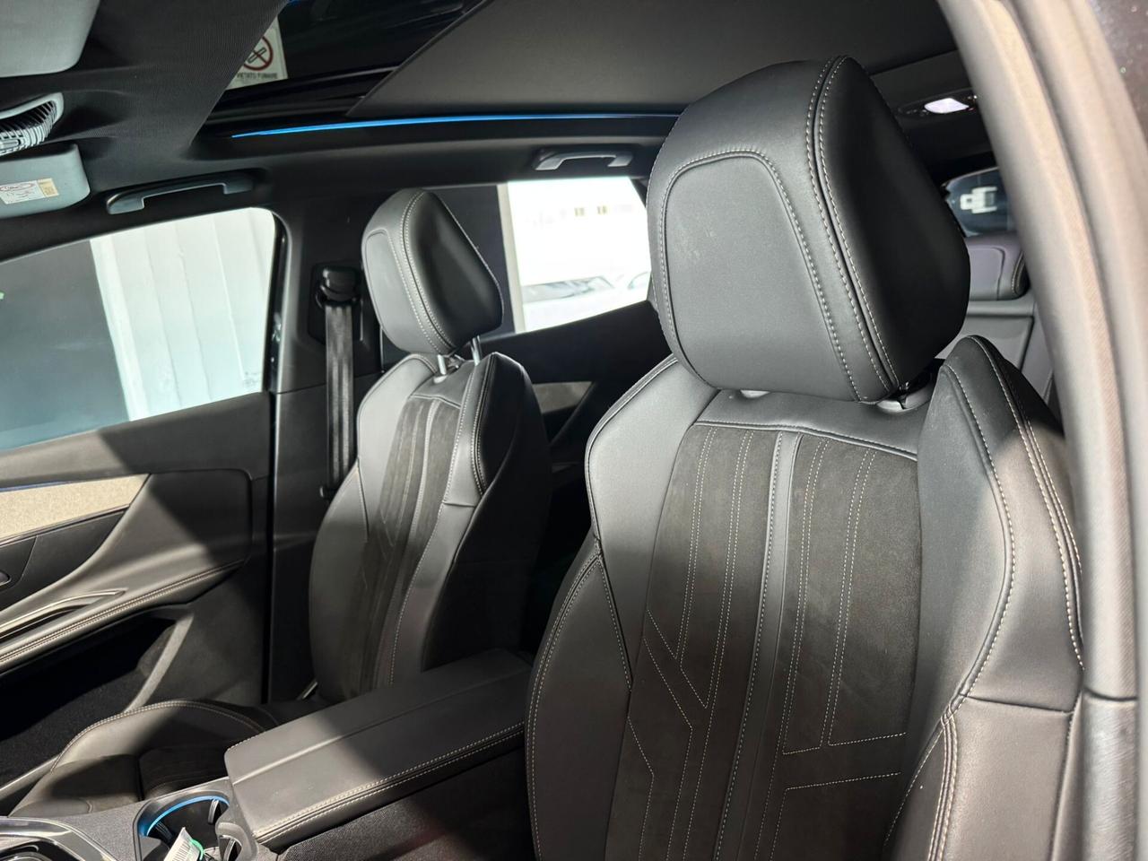 Peugeot 3008 BlueHDi 130 S&S EAT8 GT + Night Pack