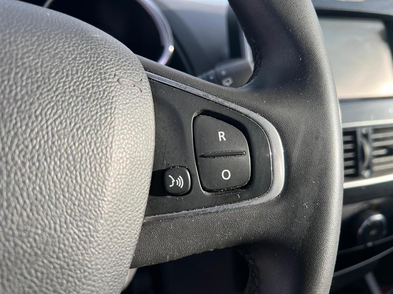 Renault Clio 1.2 75 CV 5 porte Duel2