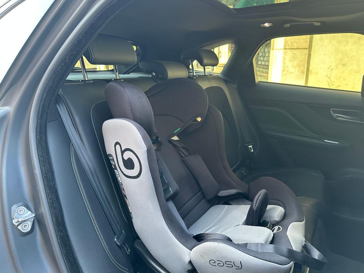 Jaguar F-Pace R-Sport 2.0 20d Turbo #11029