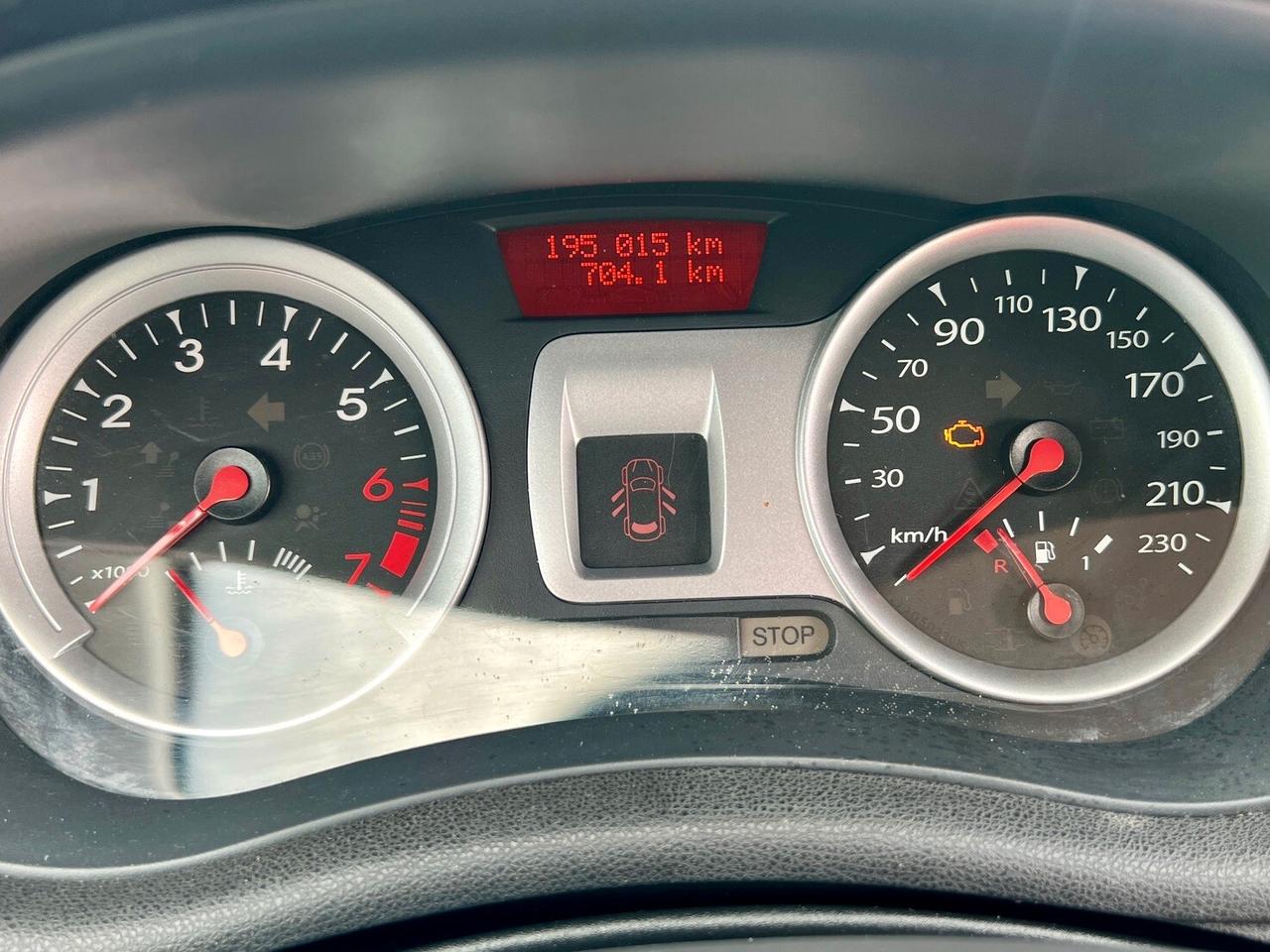 Renault Clio 1.2 16V TCE 100 SporTour 20th