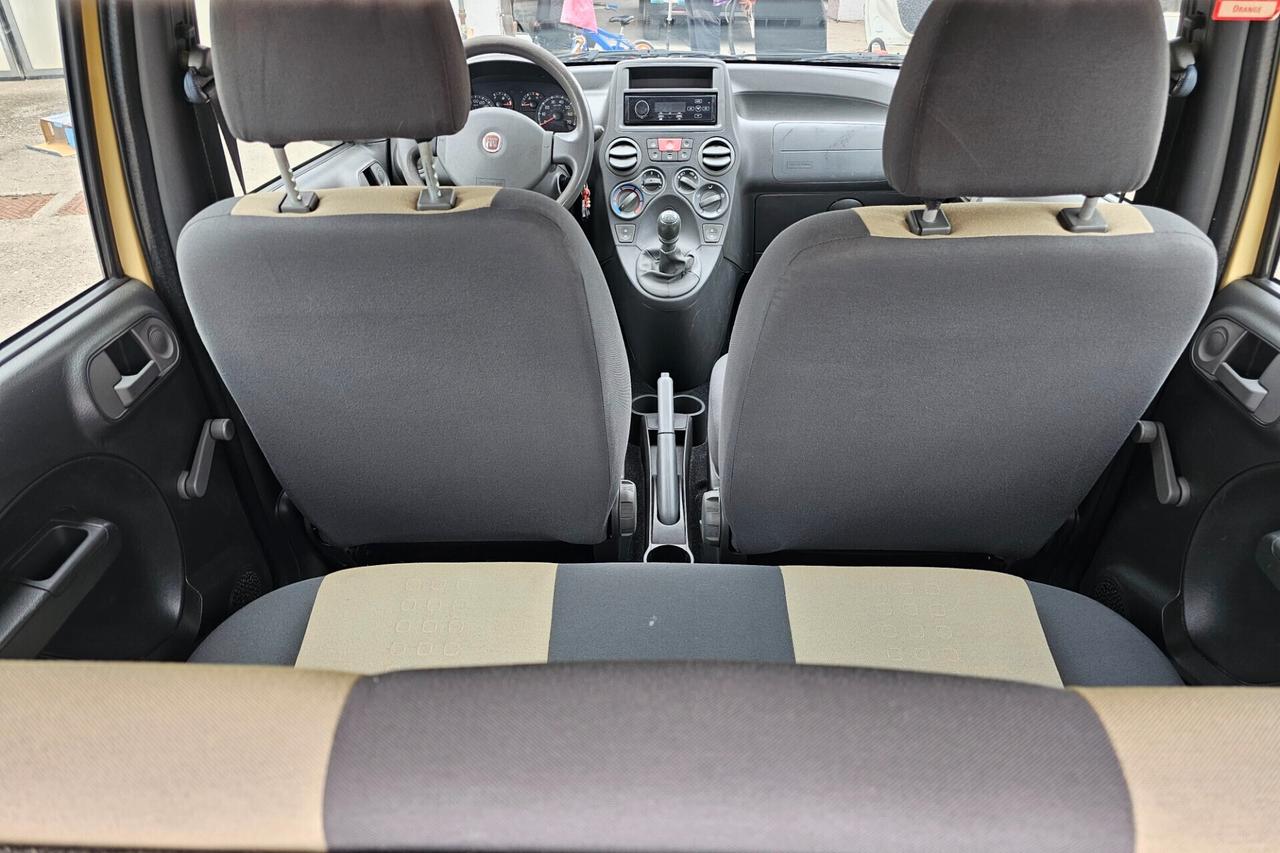 FIAT PANDA 1.2 GUIDABILE DA NEOPATENTATI GARANZIA 12 MESI