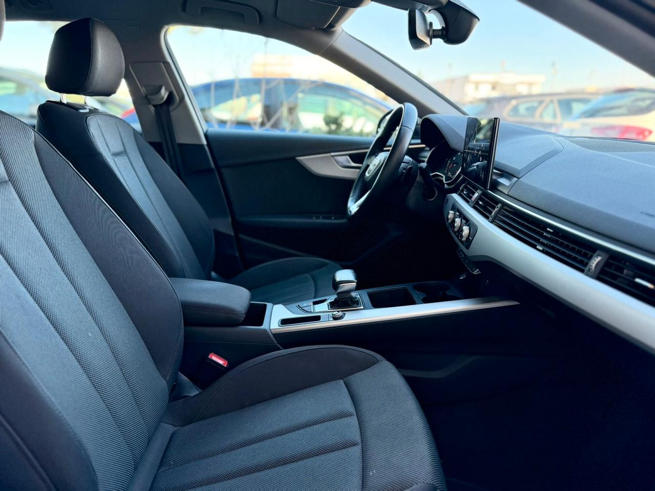 Audi A4 Avant 35 TDI/163 CV S tronic Business