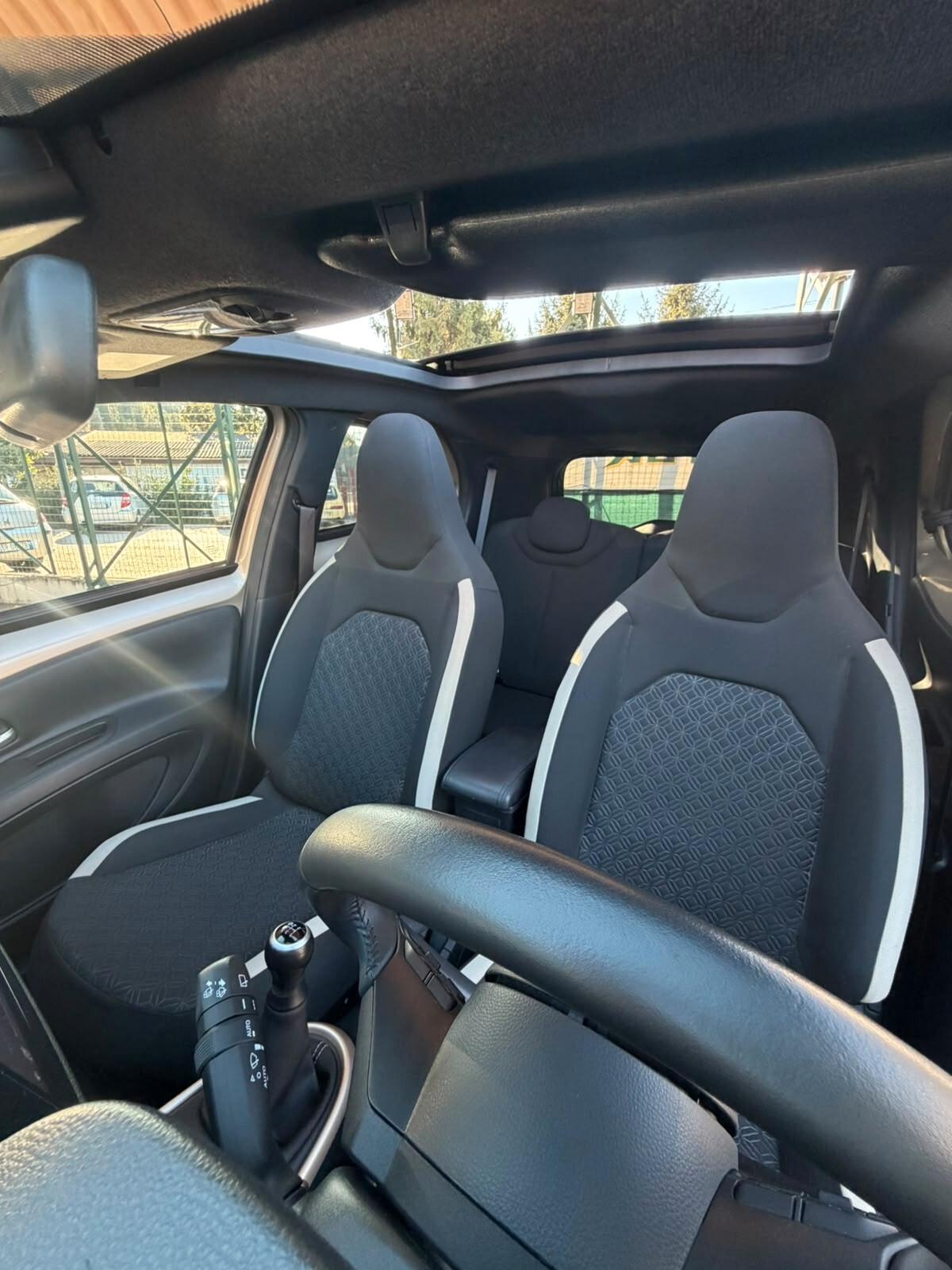 Toyota Aygo X 1.0 VVT-i 72 CV 5 porte Trend Air