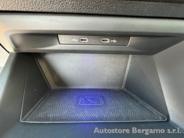 VOLKSWAGEN Golf 2.0 TDI SCR Style "FULL LED"RADAR"IVA ESPOSTA"