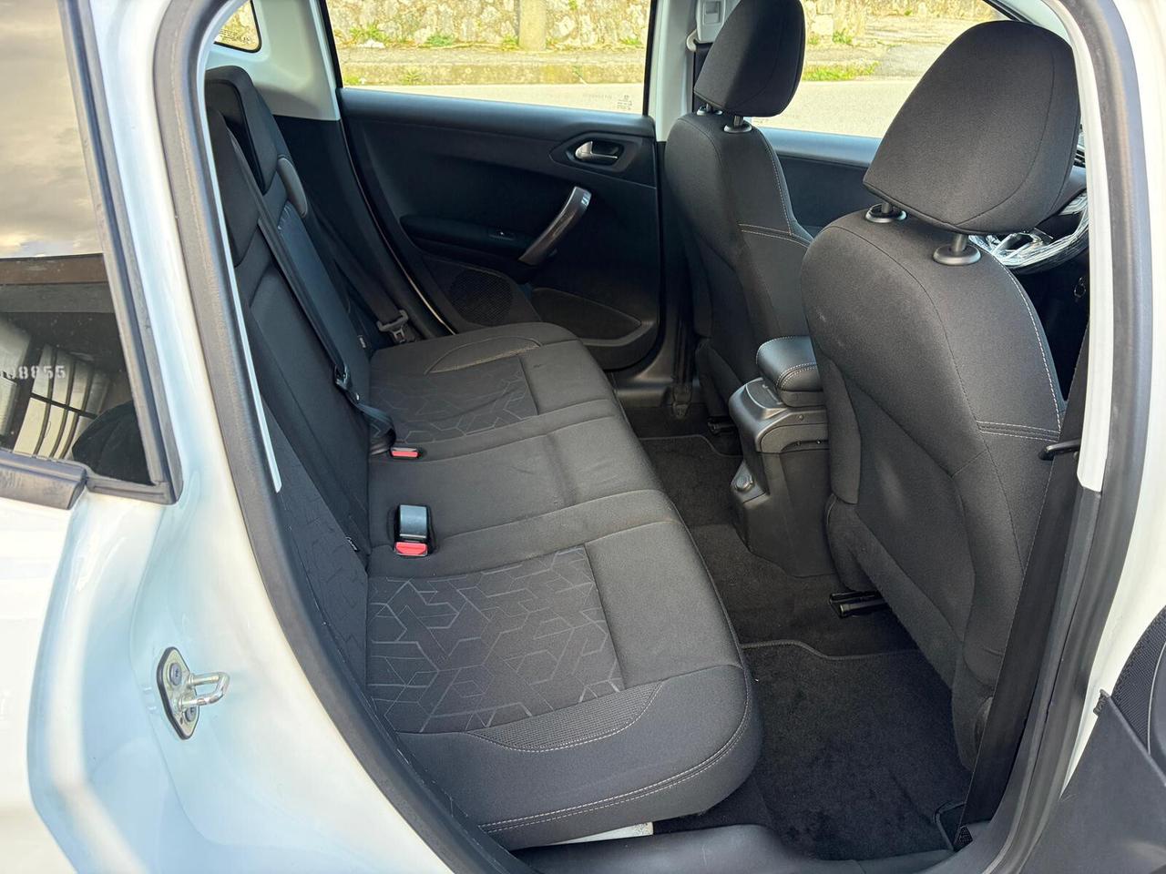 Peugeot 2008 1.4 HDi 68CV Access