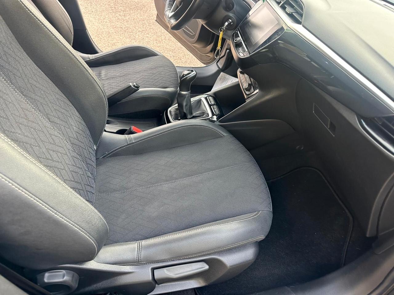 Opel Corsa 1.2 Elegance NEOPATENTATI