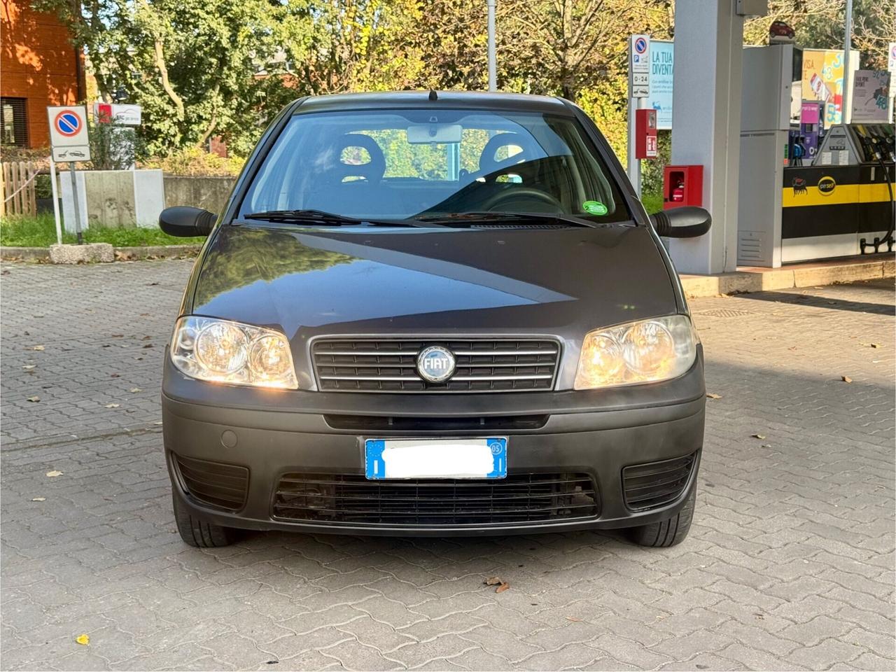 Fiat Punto 1.2 Benzina 5 porte neopatentati 89.000km 2005