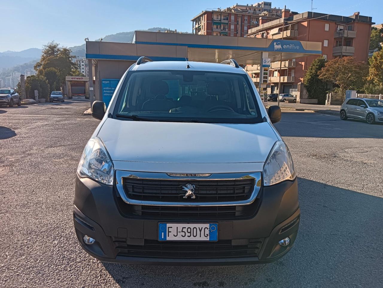 Peugeot Partner Tepee BlueHDi 120 S&S Outdoor