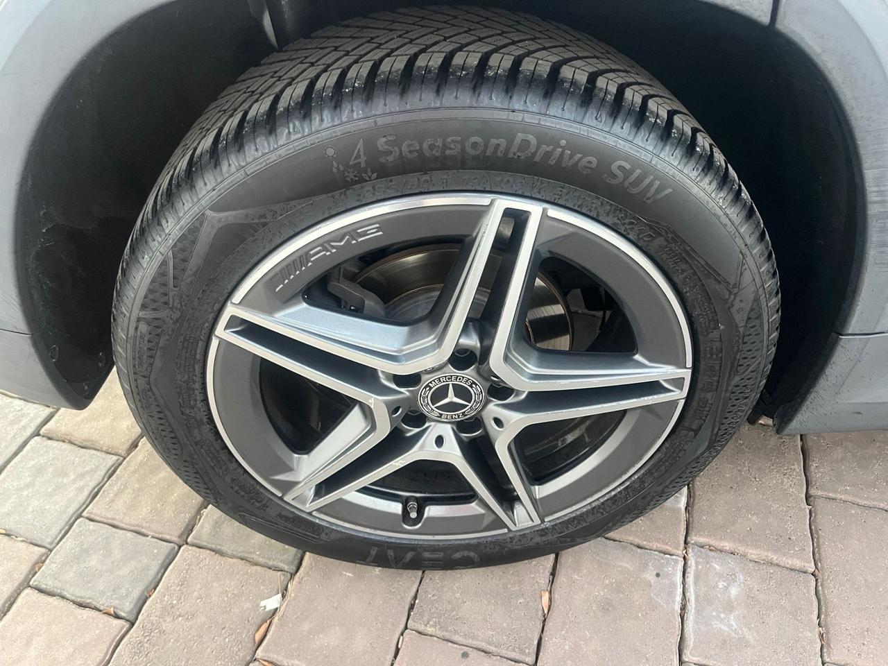 Mercedes-benz GLA 200 d Automatic Premium