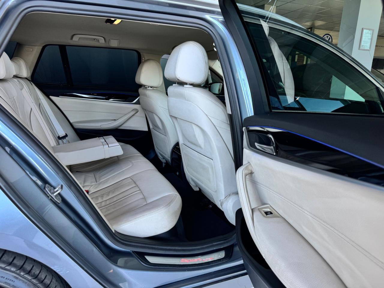 Bmw 520d xDrive Touring sport line