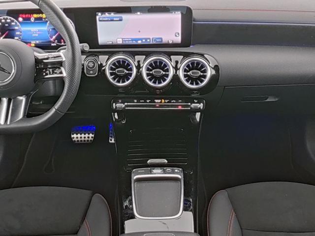 MERCEDES-BENZ CLA 200 d Automatic Shooting Brake AMG Line Advanced Plus