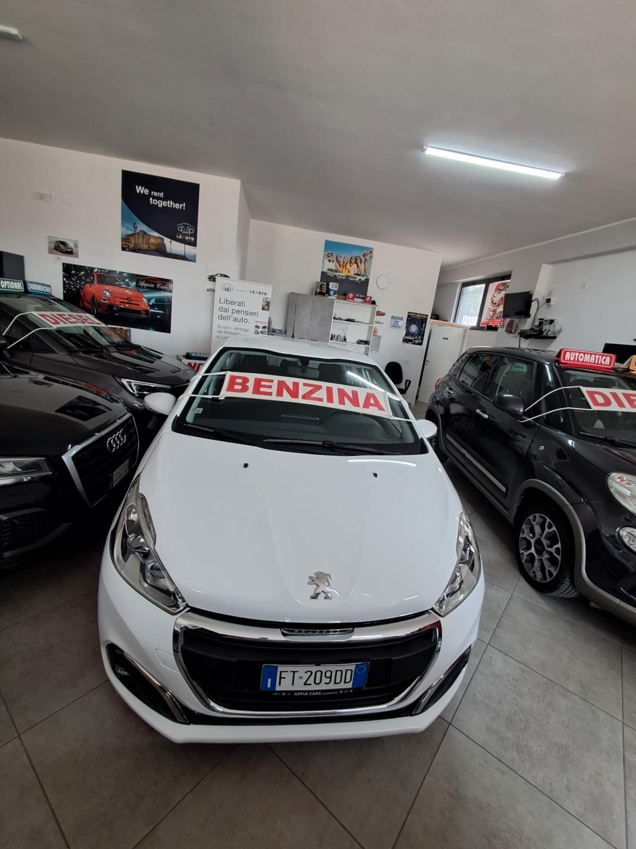 Peugeot 208 PureTech 82 5 porte Allure