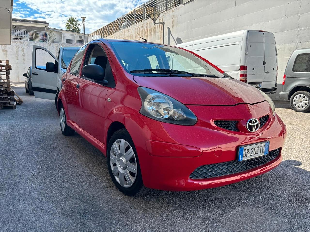 Toyota Aygo 1.0 12V VVT-i 5 porte