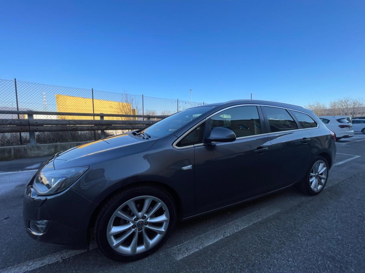 Opel Astra 1.4 Turbo 140CV Sports Tourer Elective