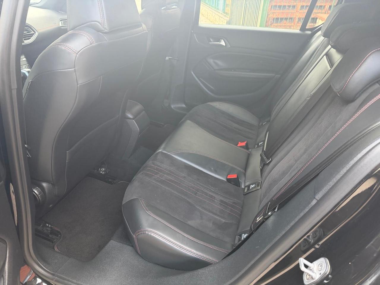 Peugeot 308 BlueHDi 180 S&S EAT6 GT