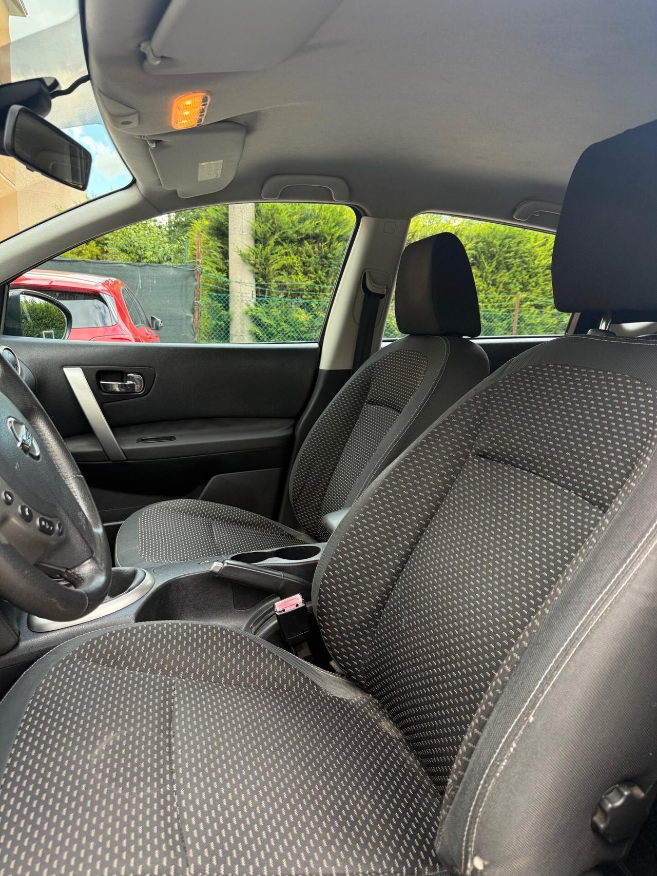 Nissan Qashqai 1.5 dci - NEOPATENTATI - 12 MESI DI GARANZIA -
